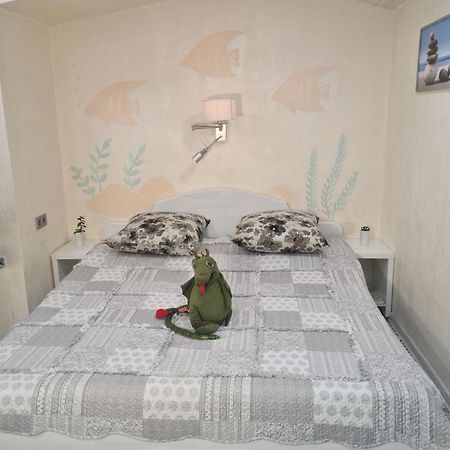 Inkaras Aparthotel Palanga Oda fotoğraf